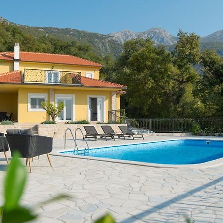 Villa Belle Air Херцег Нови Екстериор снимка
