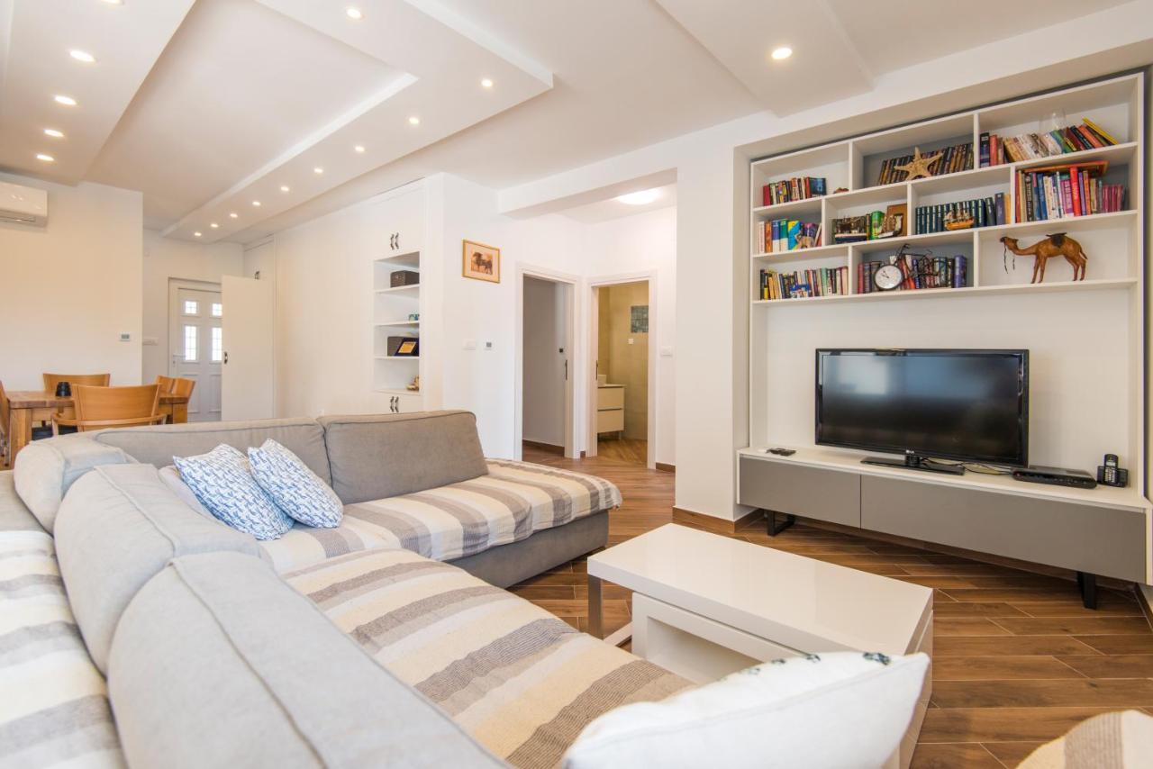 Villa Belle Air Херцег Нови Екстериор снимка