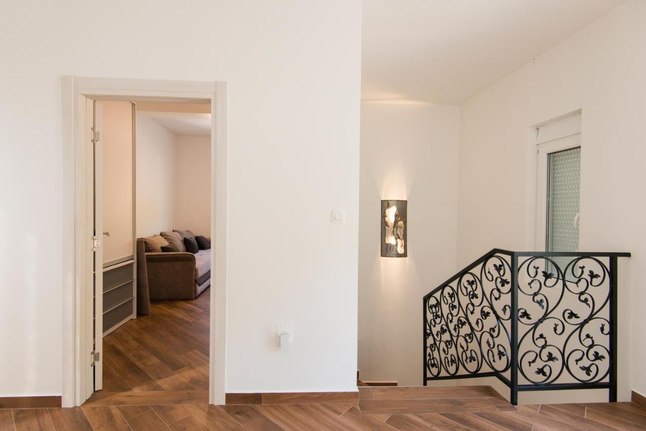 Villa Belle Air Херцег Нови Екстериор снимка