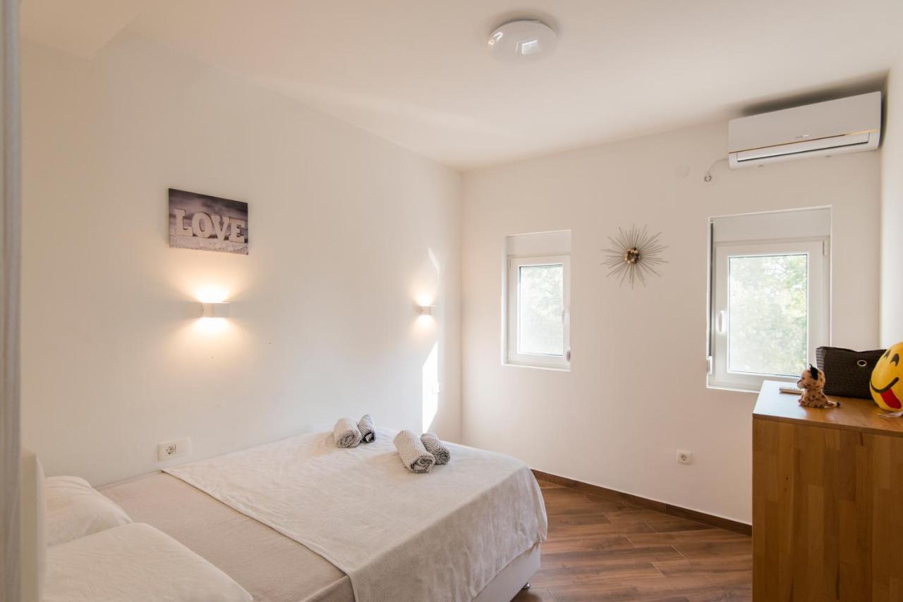 Villa Belle Air Херцег Нови Екстериор снимка